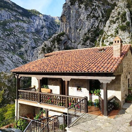 El Portal Del Abuelo Daire Arenas De Cabrales Dış mekan fotoğraf