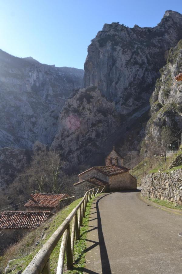 El Portal Del Abuelo Daire Arenas De Cabrales Dış mekan fotoğraf