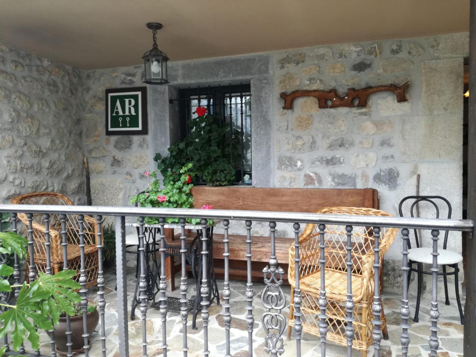 El Portal Del Abuelo Daire Arenas De Cabrales Dış mekan fotoğraf