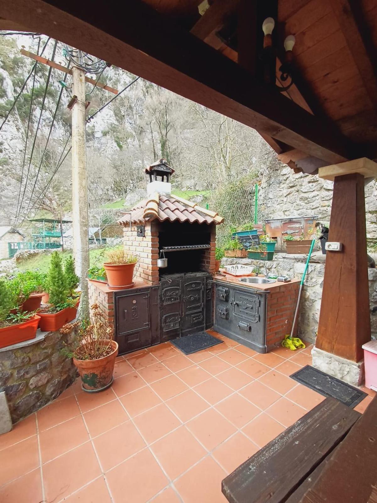 El Portal Del Abuelo Daire Arenas De Cabrales Dış mekan fotoğraf