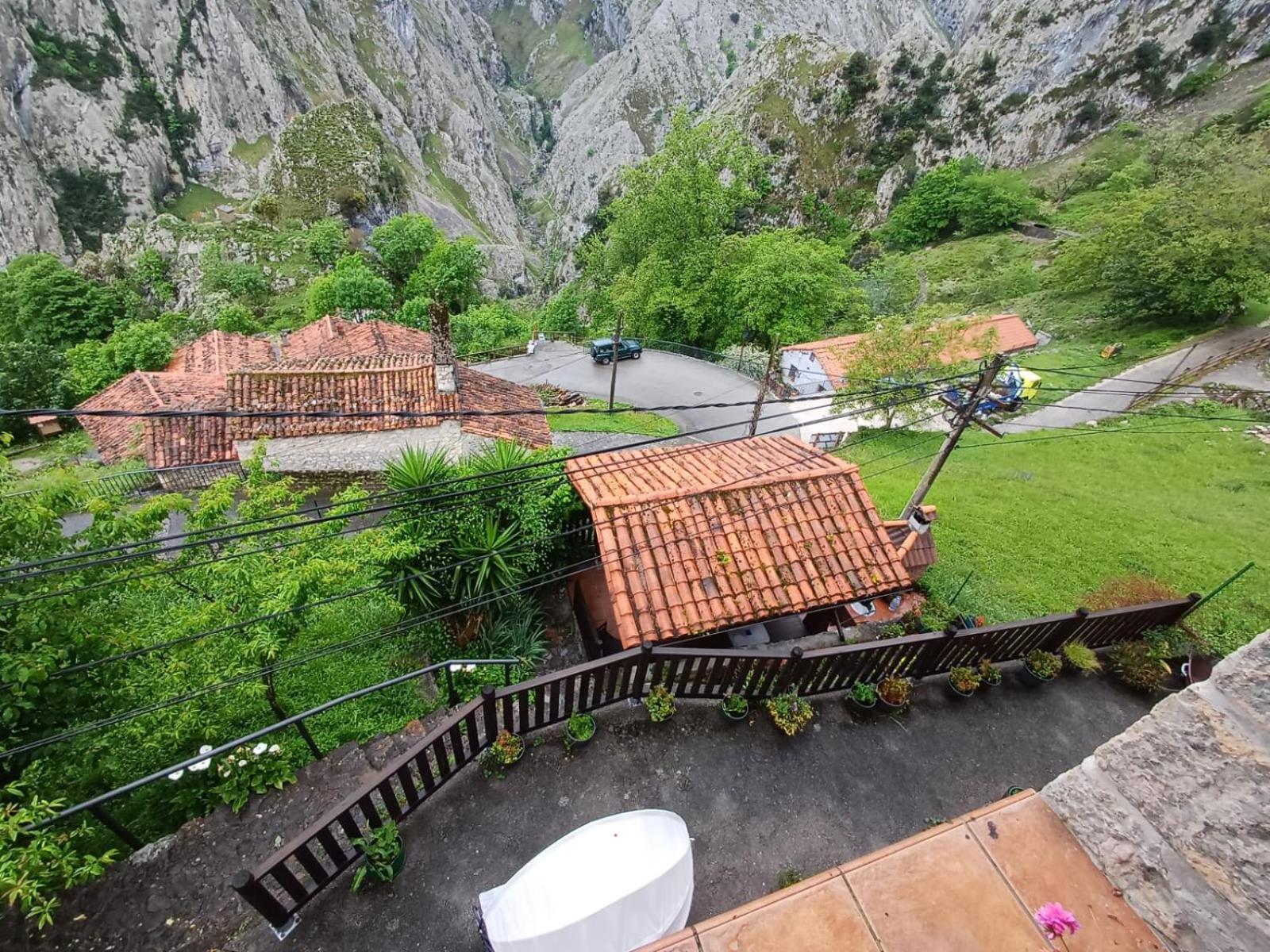 El Portal Del Abuelo Daire Arenas De Cabrales Dış mekan fotoğraf
