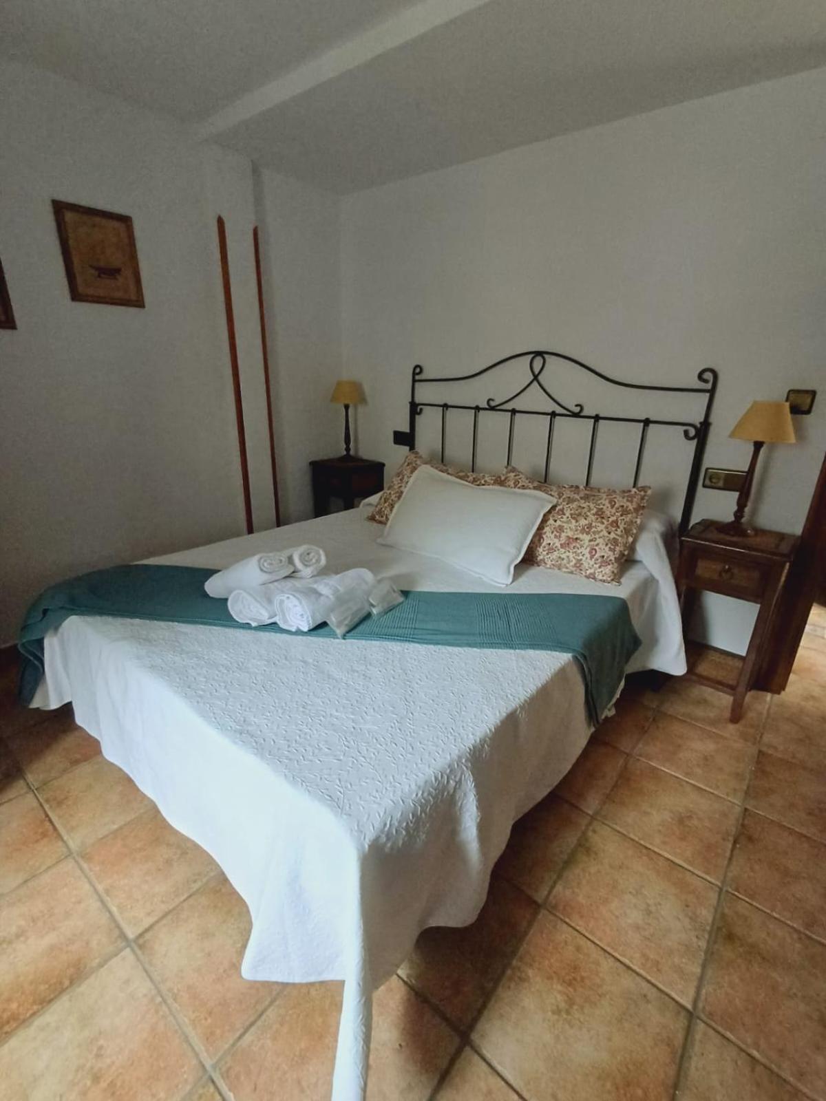 El Portal Del Abuelo Daire Arenas De Cabrales Dış mekan fotoğraf